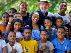 P&aacute;scoa &eacute; momento de renova&ccedil;&atilde;o e uni&atilde;o, diz Lula em mensagem