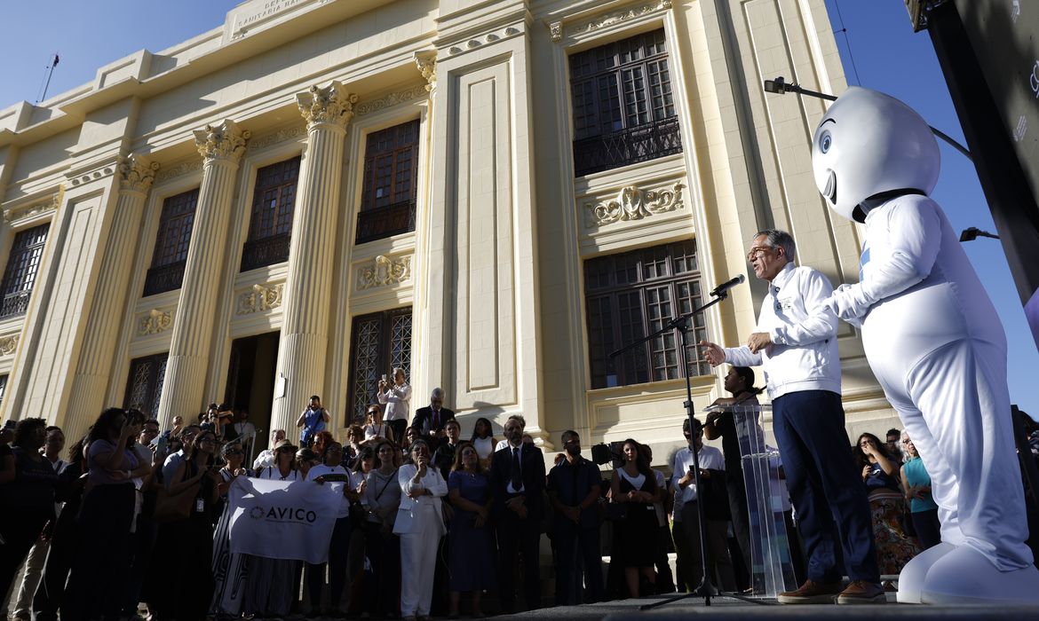 Memorial da Pandemia, no Rio de Janeiro, homenageia vítimas da covid