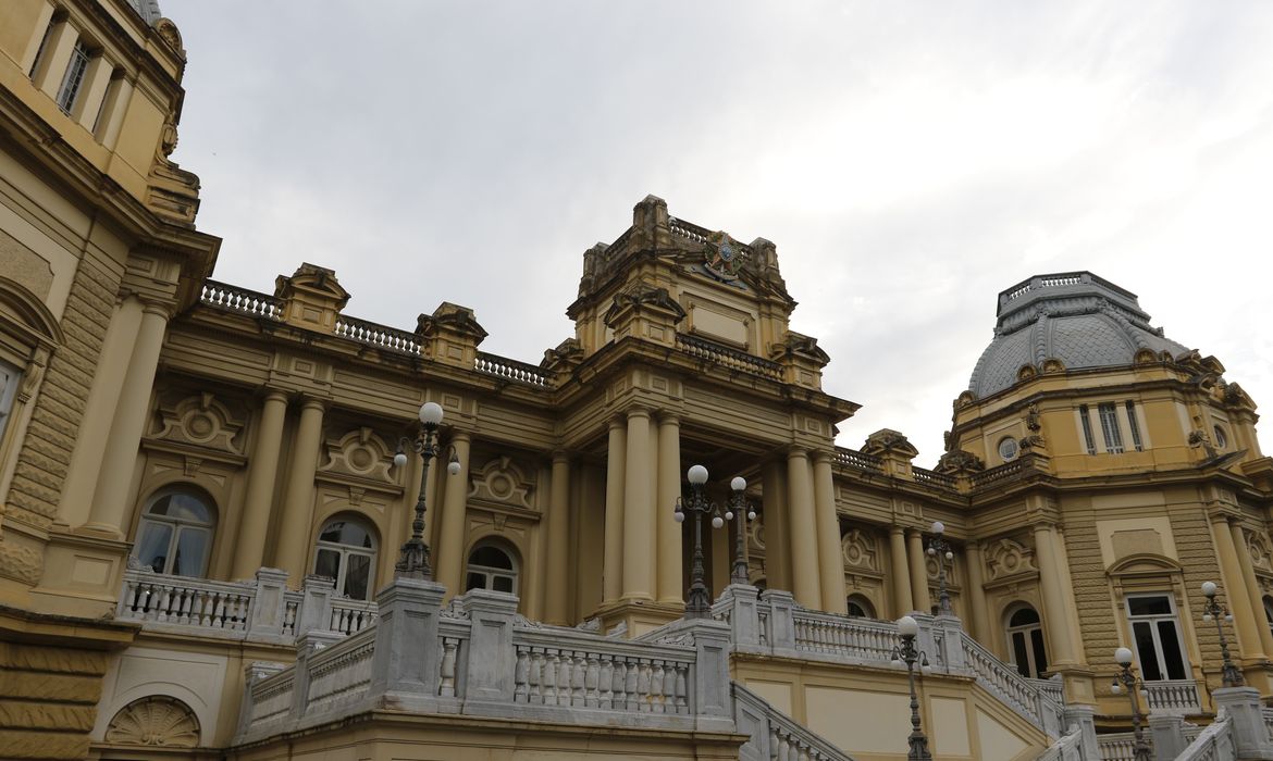 PGR defende eleições diretas para mandato-tampão de governador do Rio 