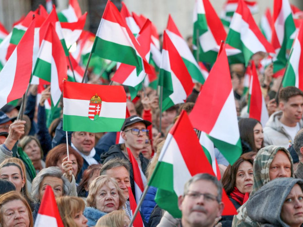 Hungria tem elei&ccedil;&otilde;es neste domingo e Orb&aacute;n pode deixar o poder