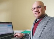 Professor Ad&atilde;o Louren&ccedil;o