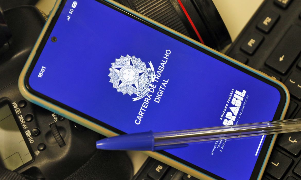 Terceirizados: publicados auxílio-creche e redução de jornada