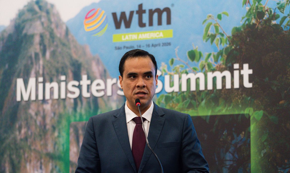 Brasil apresenta a países latinos medidas para o setor de aviação