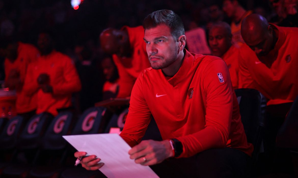 NBA: Tiago Splitter, do Portland, é 1º técnico brasileiro nos playoffs