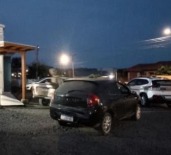 Homem foi localizado perto de mercado após fugir do local do acidente