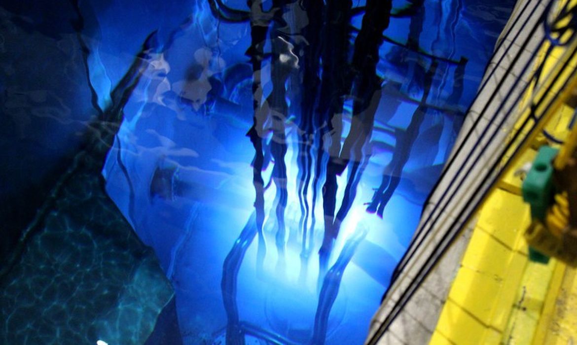 Pesquisas em reator nuclear da USP serão feitas temporariamente em BH