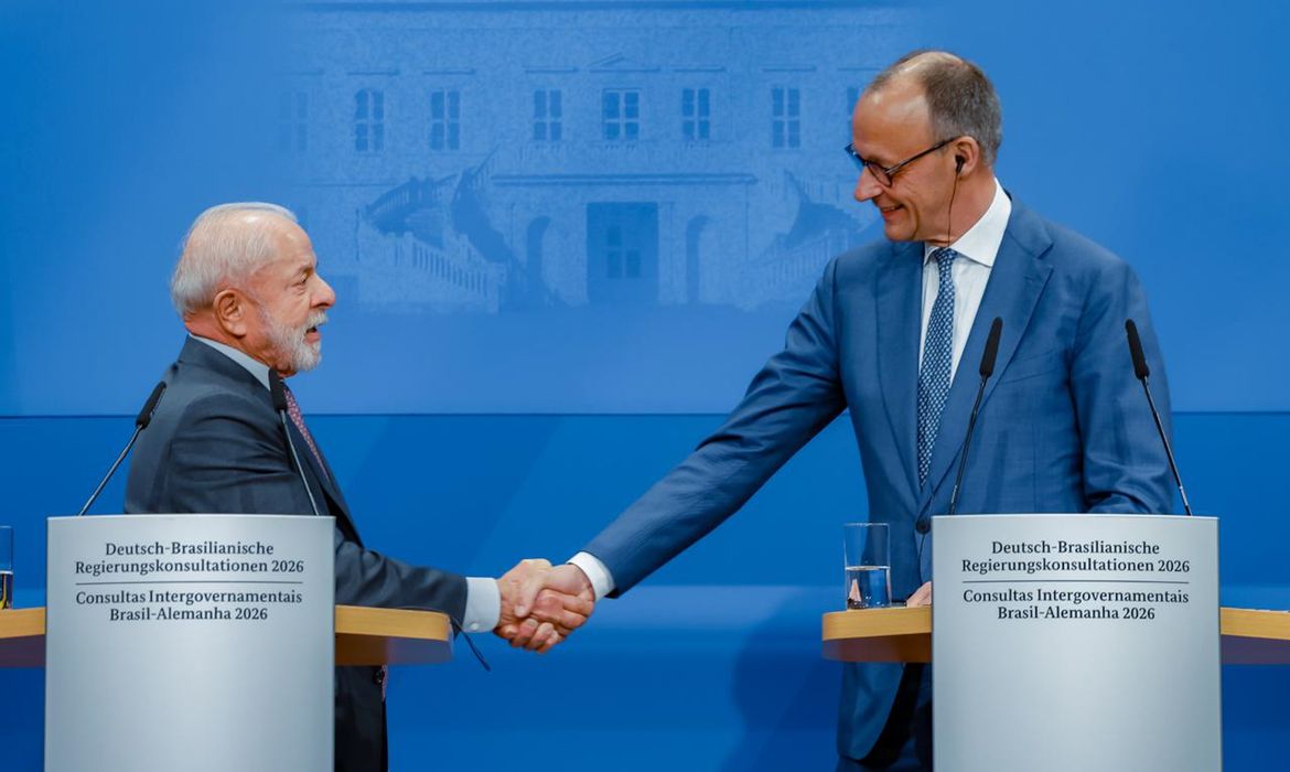 Brasil e Alemanha firmam acordo sobre minerais críticos e terras raras