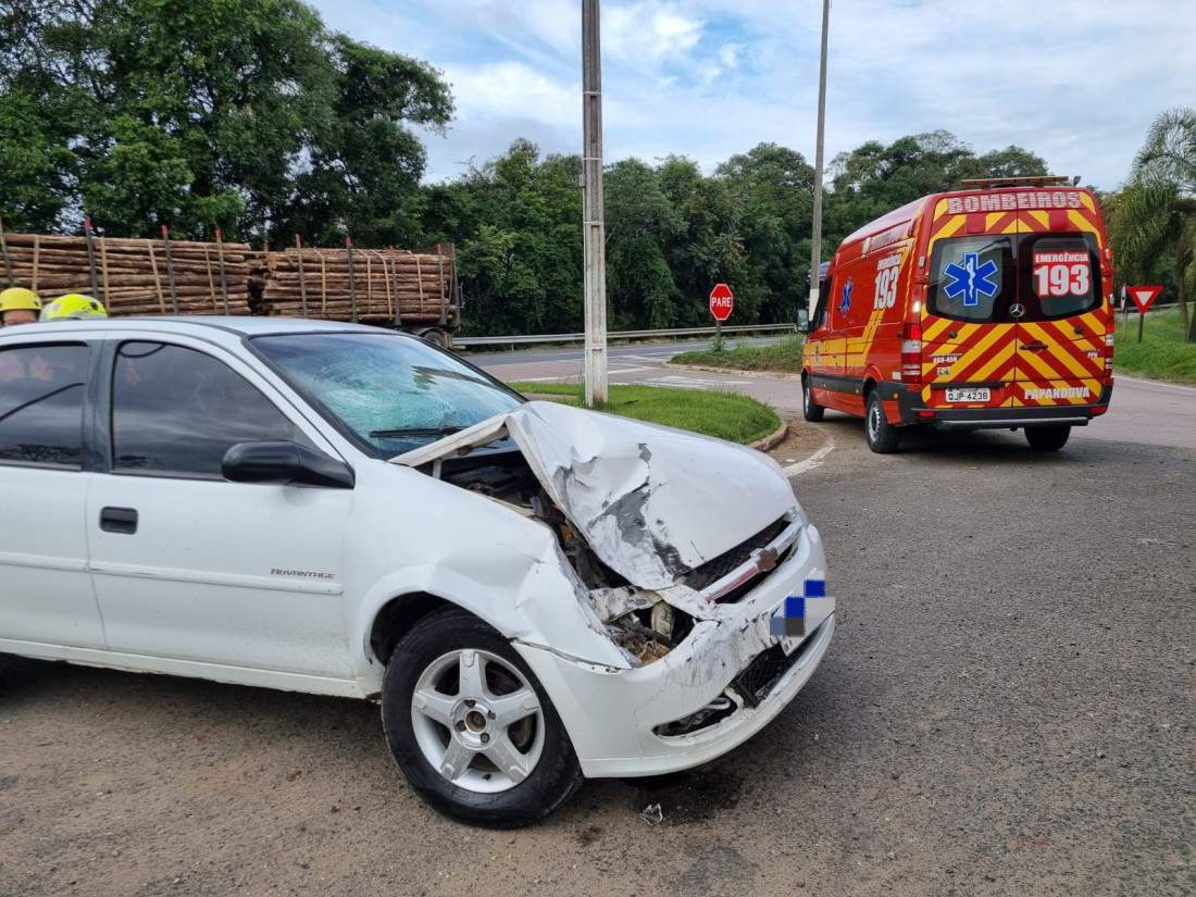 Equipes foram acionadas, mas situação não deixou feridos e ficou sob controle da concessionária
