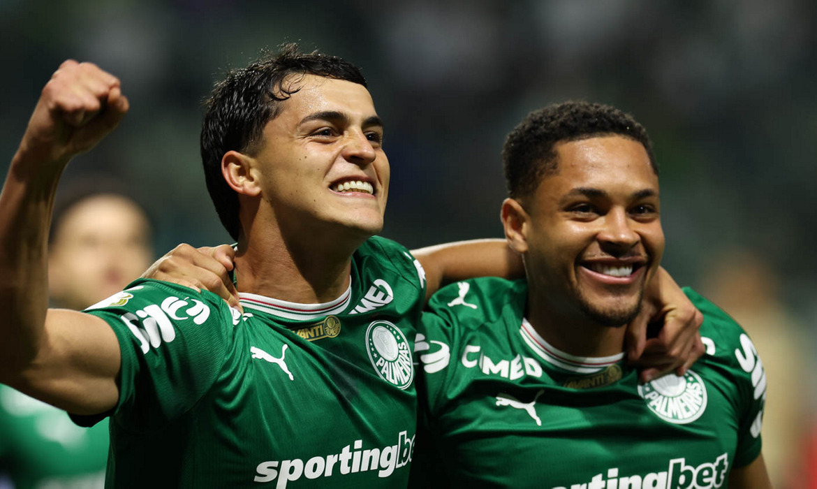 Palmeiras bate Jacuipense e encaminha classificação na Copa do Brasil