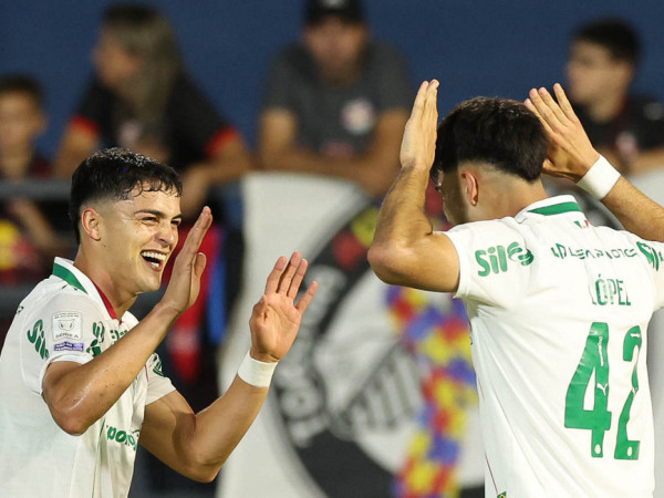 Palmeiras derrota Bragantino para manter lideran&ccedil;a no Brasileiro