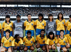 Aprovada na C&acirc;mara, lei da Copa Feminina reconhece atletas pioneiras