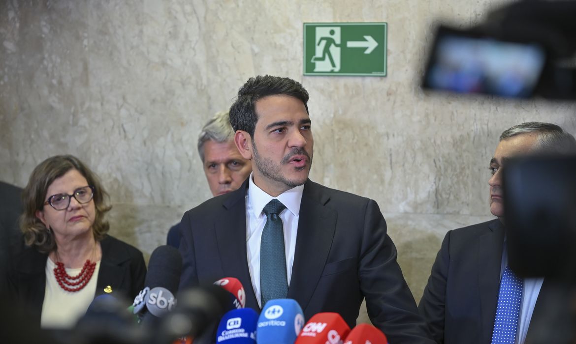 Não é simples, mas Senado é soberano, diz Messias após rejeição