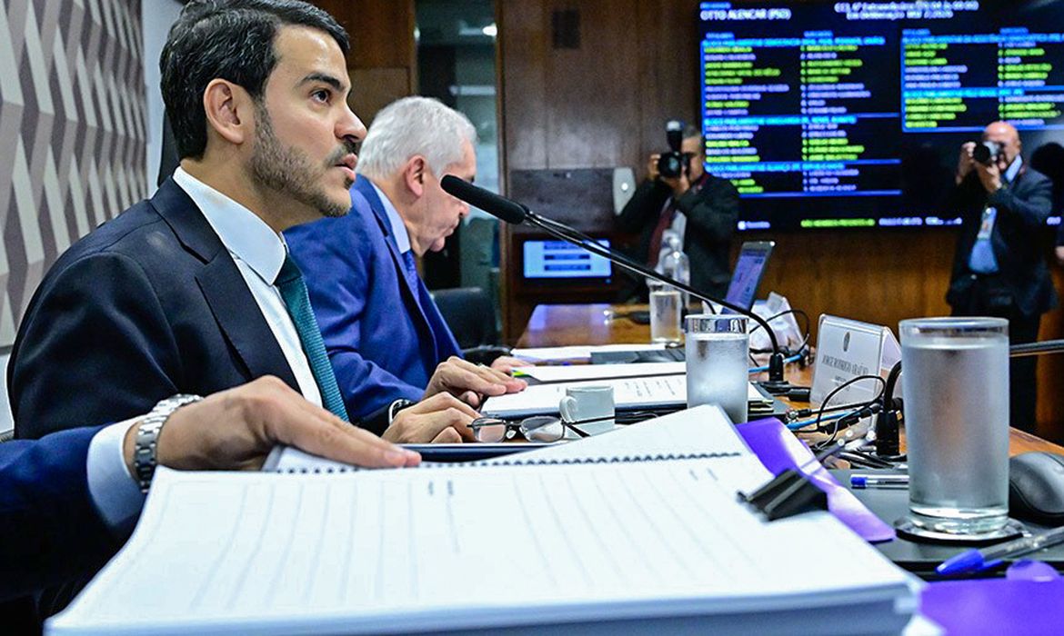 Sabatina de Jorge Messias para o STF começa no Senado