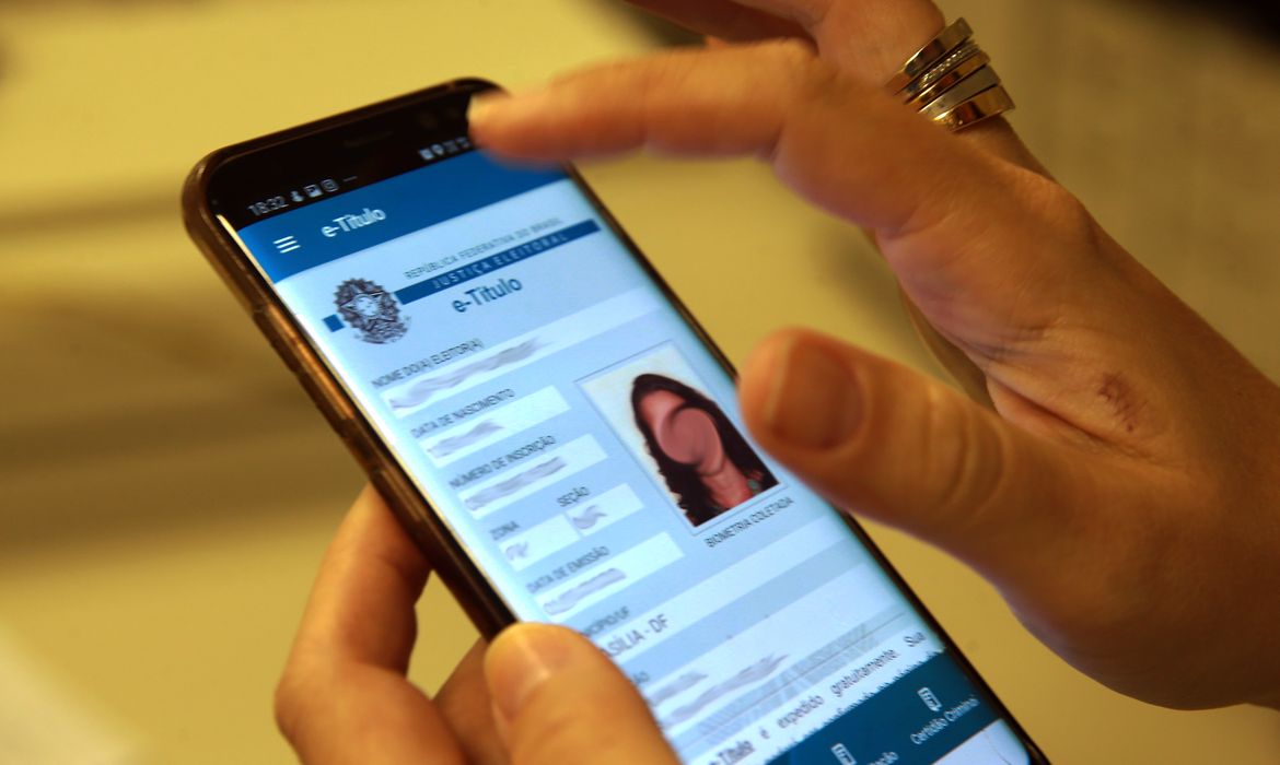 Eleitores fluminenses podem regularizar título neste sábado 