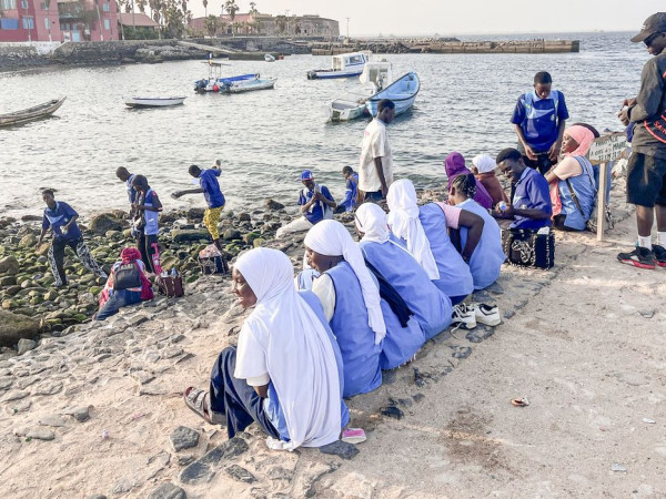 Ilha africana mem&oacute;ria da escravid&atilde;o conta com turismo para ter renda