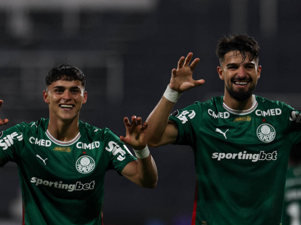 Libertadores: Palmeiras vence Sporting Cristal e assume ponta de grupo