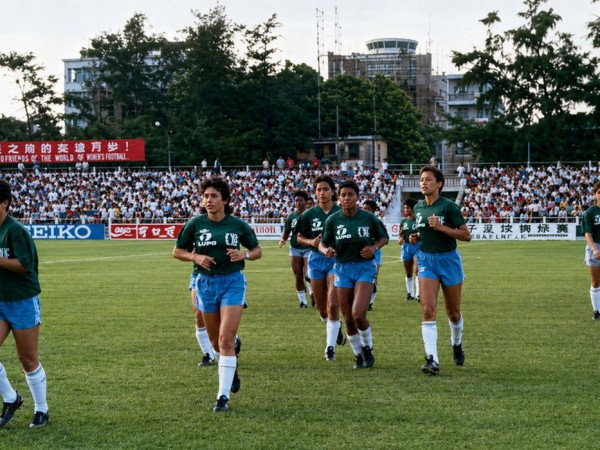 Reconhecidas por Lei da Copa, pioneiras seguem formando novas gera&ccedil;&otilde;es