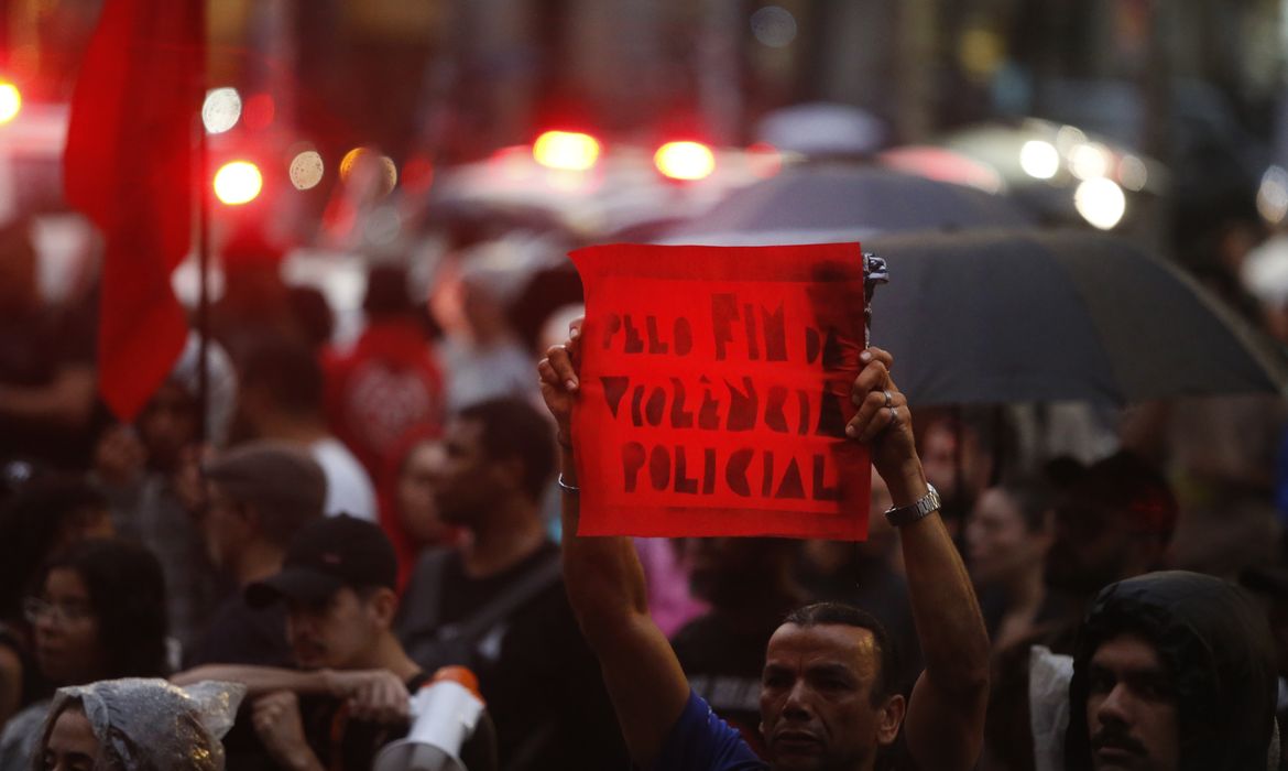 Sistema de segurança pública é o mesmo da ditadura, diz especialista