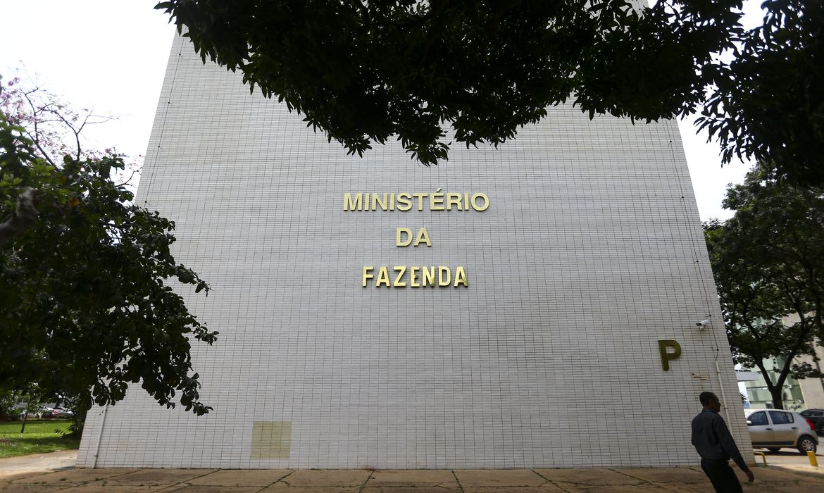 Fazenda alerta sobre falso site do Novo Desenrola