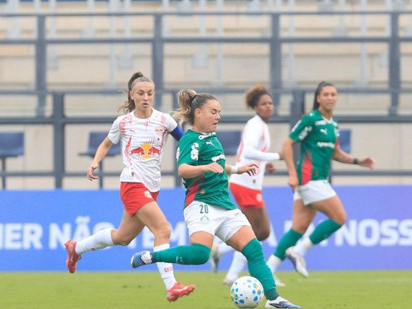 Palmeiras vence Bragantino e dorme na lideran&ccedil;a do Brasileiro Feminino