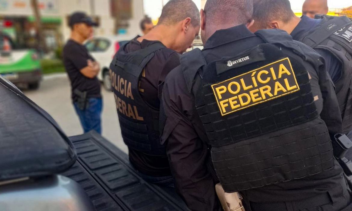 Rio: PF faz operação para investigar crimes ligados ao Master