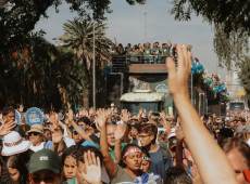 Marcha para Jesus re&uacute;ne p&uacute;blico evang&eacute;lico em S&atilde;o Paulo