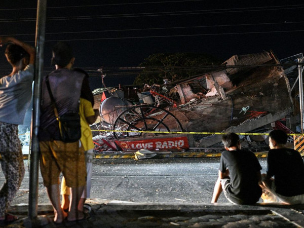 Terremoto de magnitude 7,8 atinge sul das Filipinas