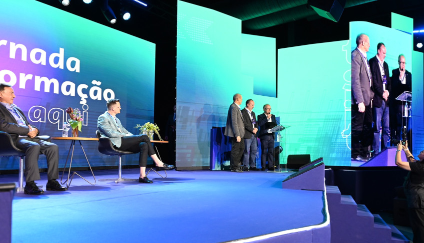Sebrae/SC abre o Transformar Juntos SC e celebra uma década do Programa Cidade Empreendedora