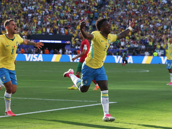 &Aacute;rbitro de Brasil x Haiti apitou cl&aacute;ssico que op&ocirc;s Vini e Raphinha
