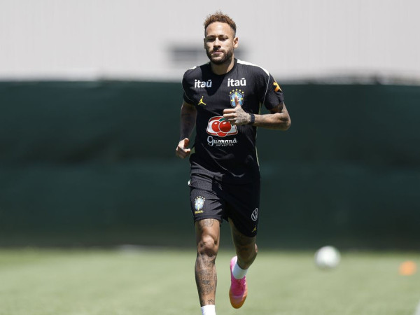 Para "otimizar" recupera&ccedil;&atilde;o, Neymar est&aacute; fora do jogo contra o Haiti