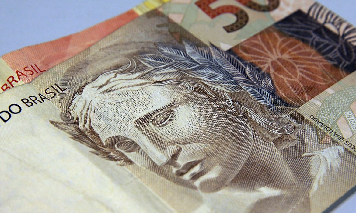 Gasto com pessoal supera teto da LRF na Paraíba e Rio Grande do Norte