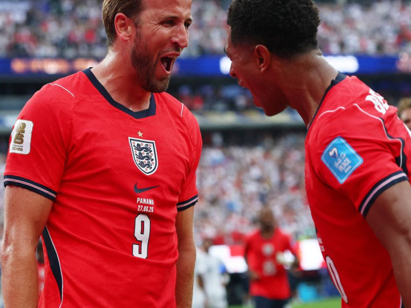 Inglaterra sobra no 2&ordm; tempo, vence Panam&aacute; e avan&ccedil;a em 1&ordm; no Grupo  L