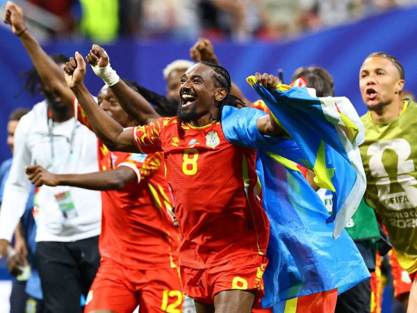 RD Congo vence de virada e segue na Copa, como Col&ocirc;mbia e Portugal 