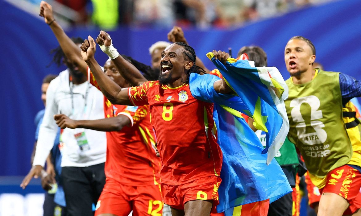 Congo vence de virada e segue na Copa, assim como Colômbia e Portugal 