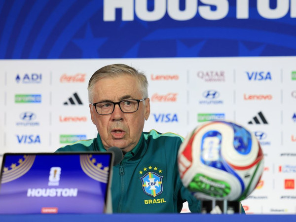 Ancelotti omite escala&ccedil;&atilde;o do Brasil na v&eacute;spera do duelo contra o Jap&atilde;o