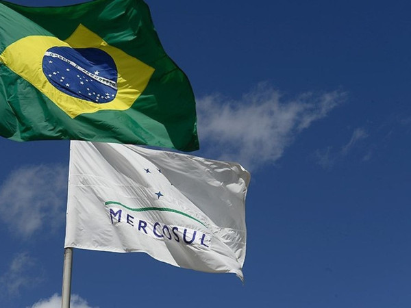 Lula vai ao Paraguai participar da 68&ordf; C&uacute;pula do Mercosul