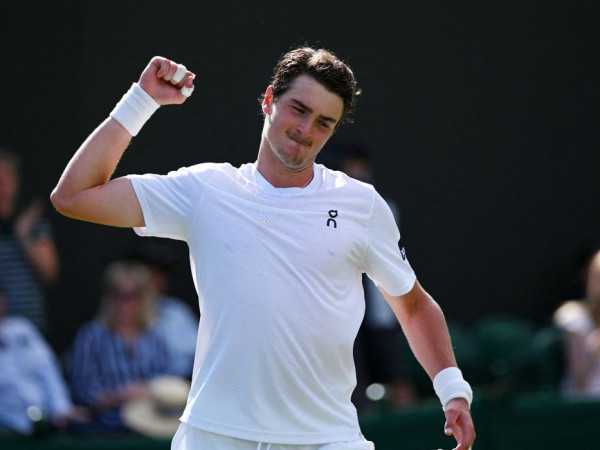 Jo&atilde;o Fonseca crava segunda vit&oacute;ria no Torneio de Wimbledon, em Londres