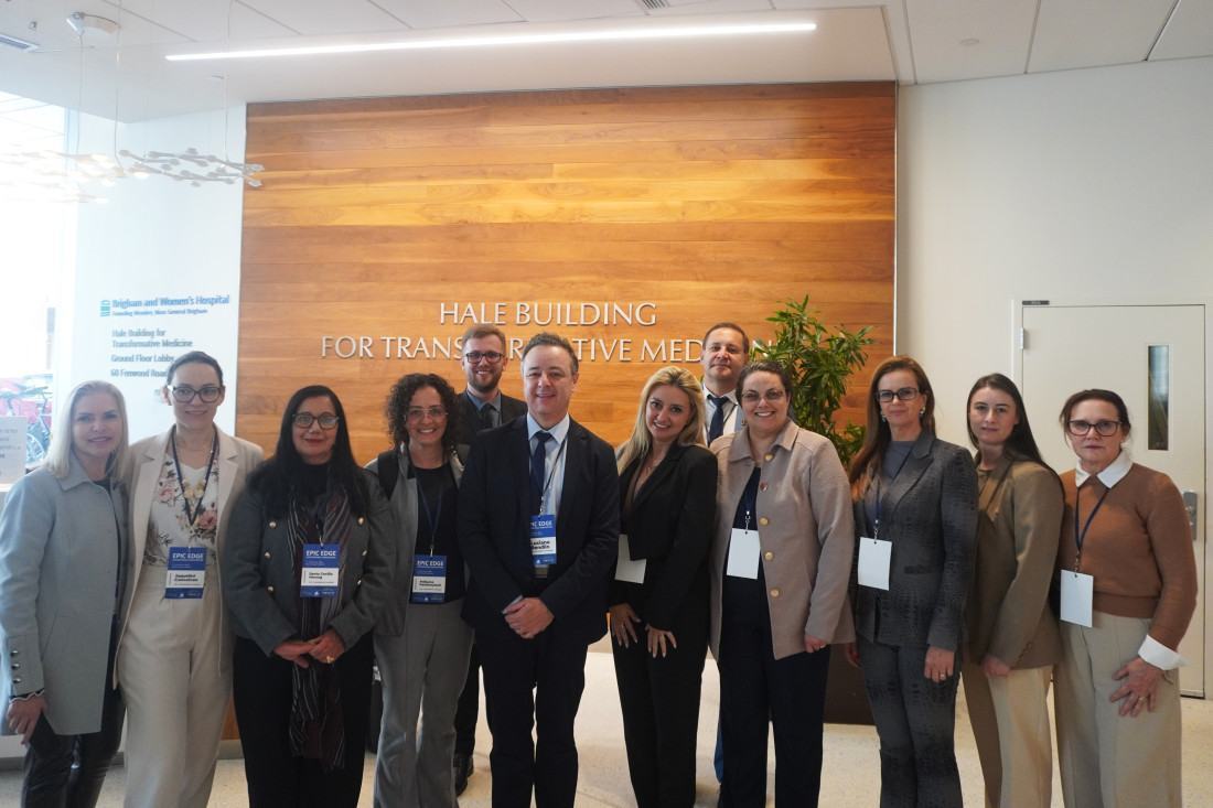 Representantes Universidade do Contestado (UNC) realizaram uma visita t&eacute;cnica ao Brigham Hospital, em Boston