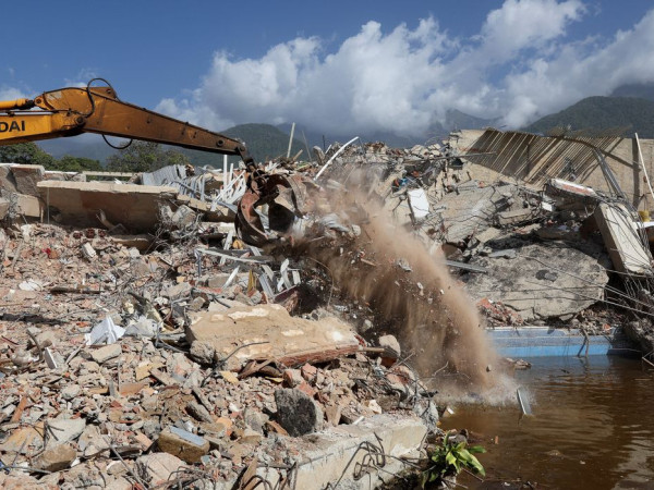 N&uacute;mero de mortos pelos terremotos na Venezuela sobe para 3.811