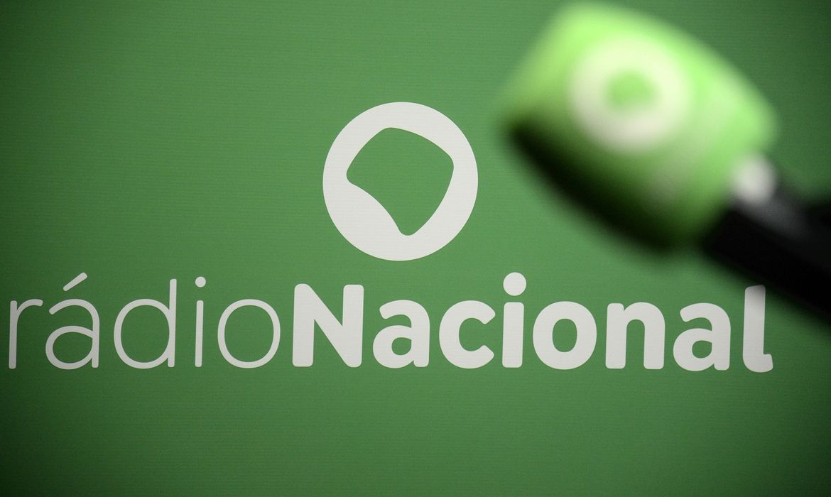 Beco da Bossa estreia nesta sexta-feira, às 23h, na Rádio Nacional