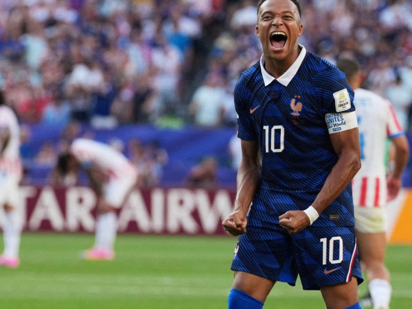 Mbapp&eacute; confirma artilharia da Copa do Mundo e repete marca de 56 anos