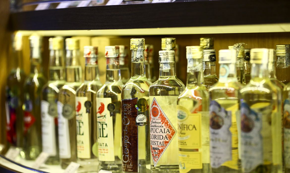 Cresce o número de estabelecimentos na cadeia produtiva da cachaça