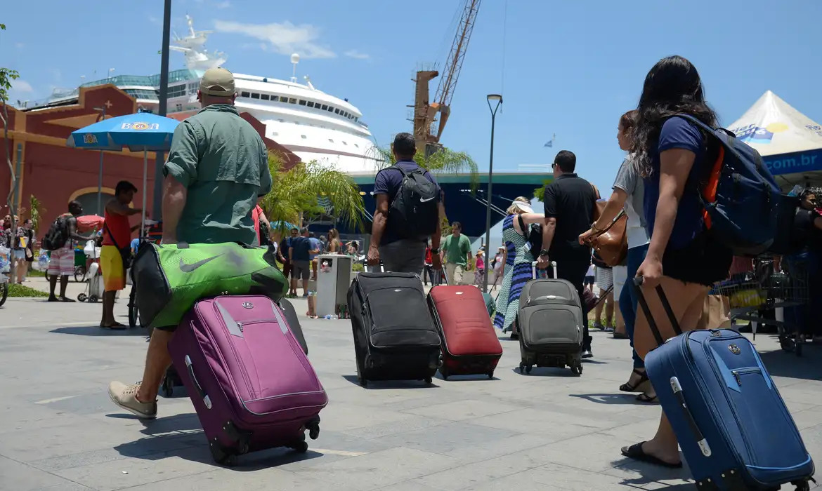 Brasil é quarto país que mais ampliou turismo internacional, diz OCDE