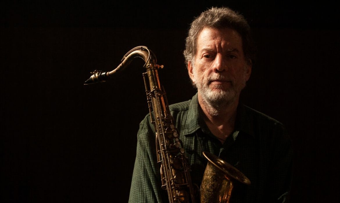 Rádio MEC celebra os 70 anos de Leo Gandelman