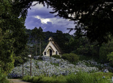  A Igreja Luterana do Rio da Prata cuida da capela situada na Estrada do Rio do J&uacute;lio