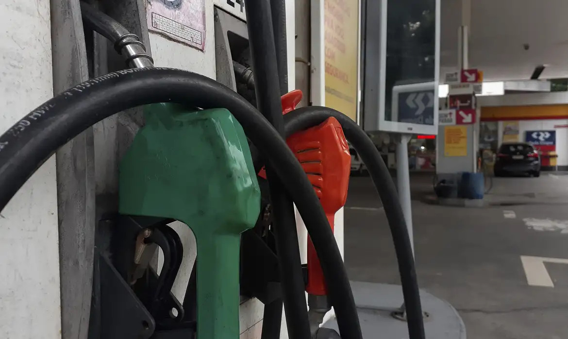 Refinaria de Mataripe, 2ª maior do país, reduz gasolina em 11,3%