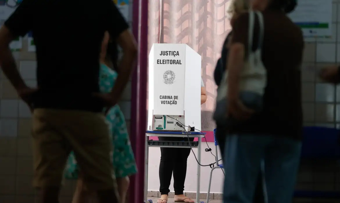 TSE recebe mais de mil denúncias nos primeiros dias de campanha