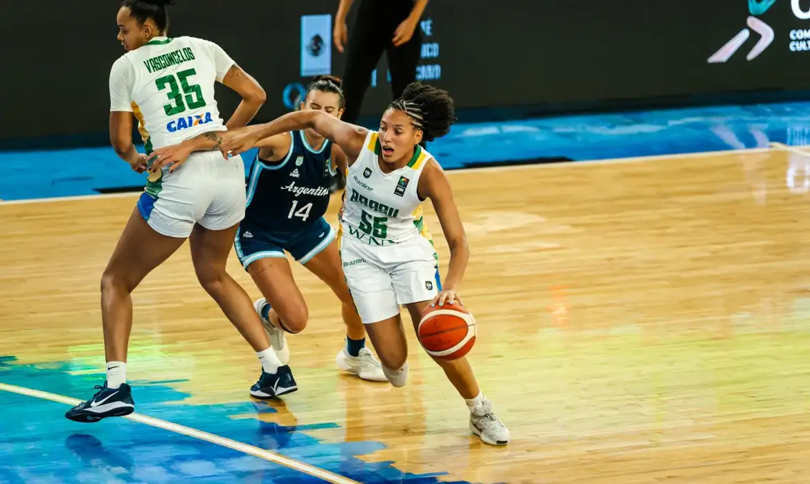 Brasil bate Argentina e vai à semi de qualificatório para Pré-Olímpico