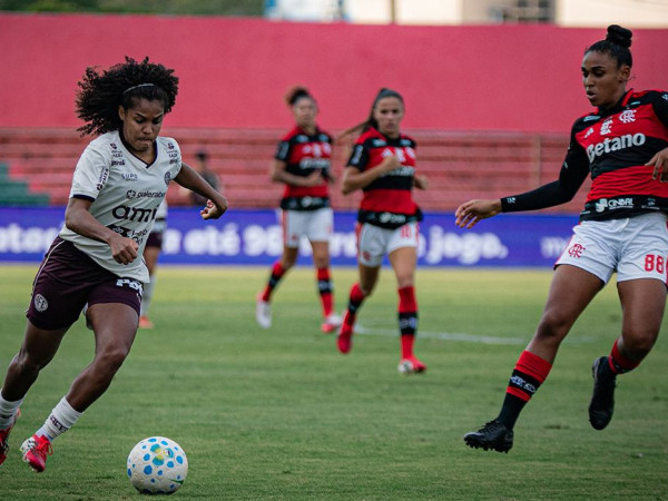 Brasileir&atilde;o Feminino: Flamengo vence Ferrovi&aacute;ra nas quartas por 1 a 0