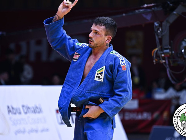 Daniel Cargnin &eacute; ouro no Grand Slam de Lausanne de jud&ocirc;